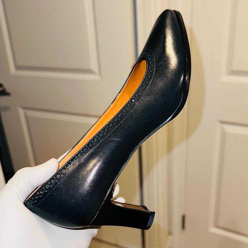 Etienne Aigner Black Leather Heels - Picture 4 of 9